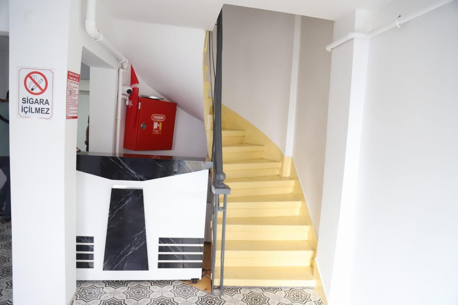 Tuerkmen Hotel Istanbul Bagian luar foto